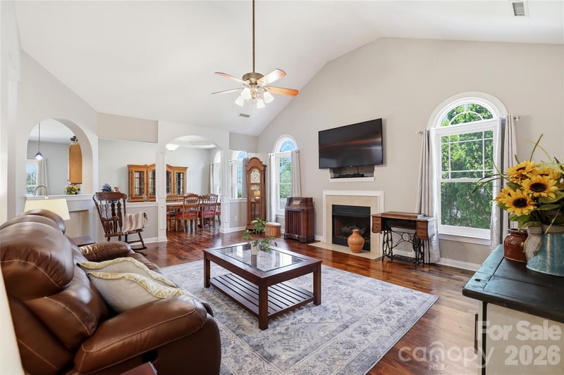 1008 Triple Crown Dr, Indian Trail, NC 28079