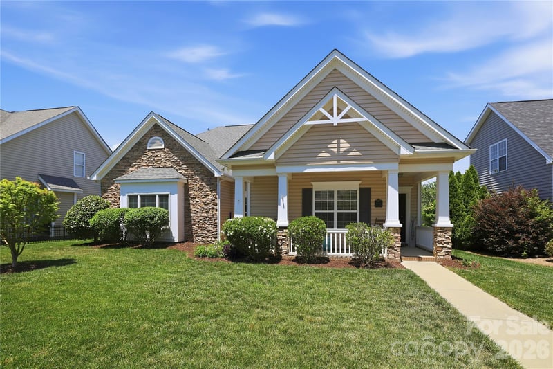 1008 Triple Crown Dr, Indian Trail, NC 28079