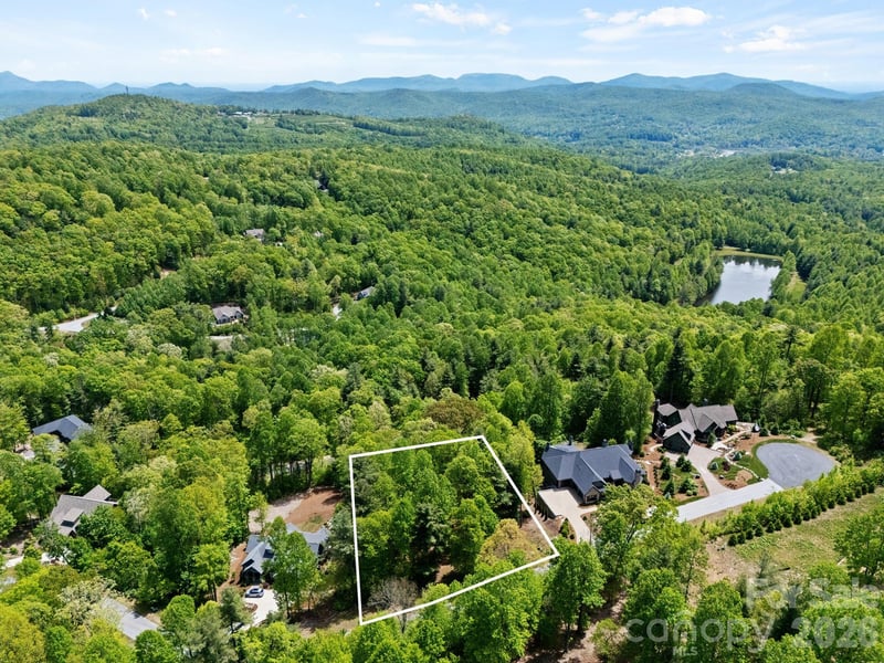 000 Hollybrook Dr #S-15, Flat Rock, NC 28731