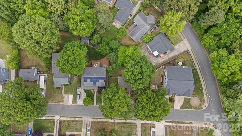 1712 Dunkirk Dr, Charlotte, NC 28203