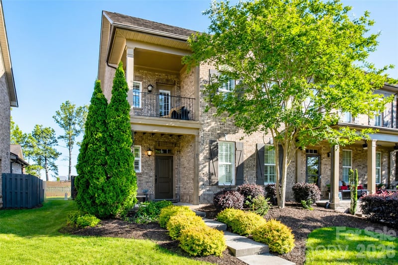 2271 Eversham Dr, Concord, NC 28027
