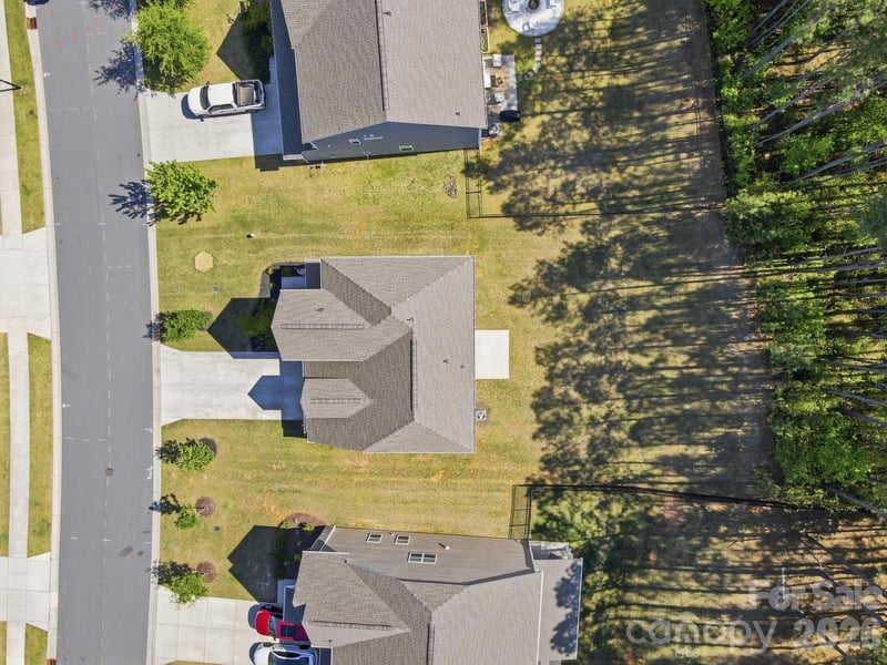 129 Slip Shot Ln, Troutman, NC 28166