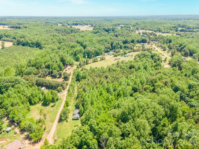 435 Wal Hollow Ln, Mooresville, NC 28115