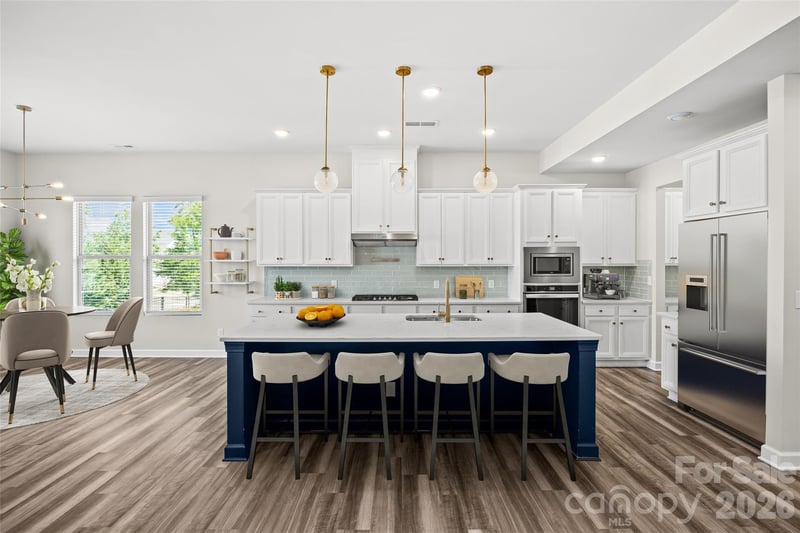 9306 Dufaux Dr, Charlotte, NC 28278