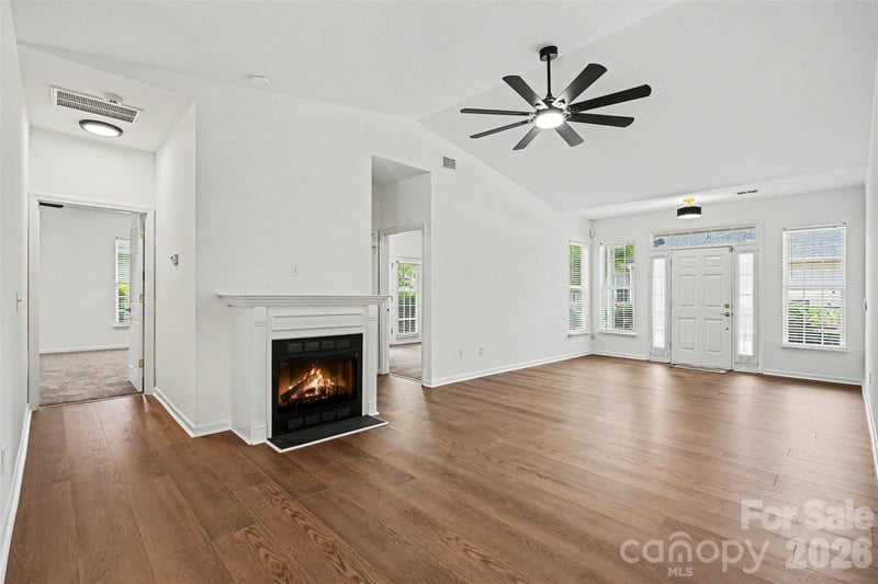 9330 Duckhorn Dr, Charlotte, NC 28277