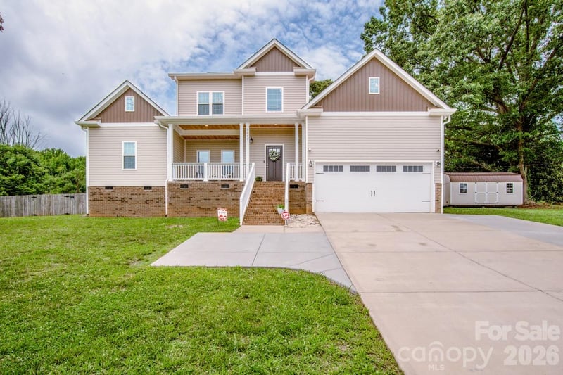 3211 Oakdale Rd, Charlotte, NC 28216