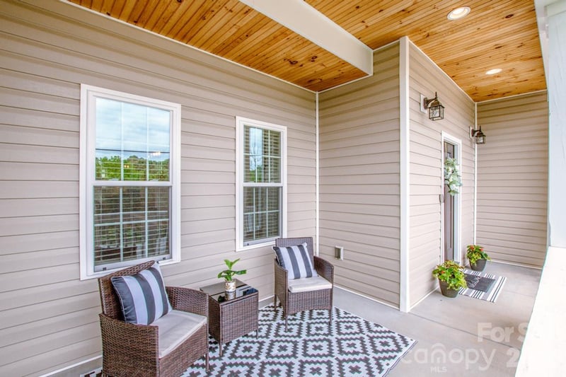 3211 Oakdale Rd, Charlotte, NC 28216