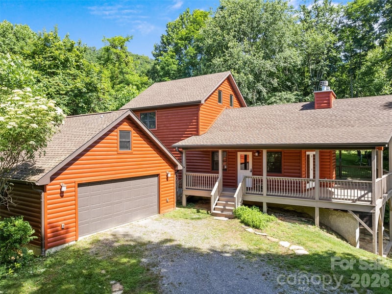 51 Stony Pond Ln, Canton, NC 28716