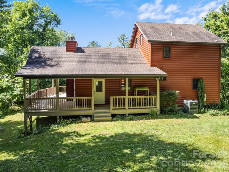 51 Stony Pond Ln, Canton, NC 28716