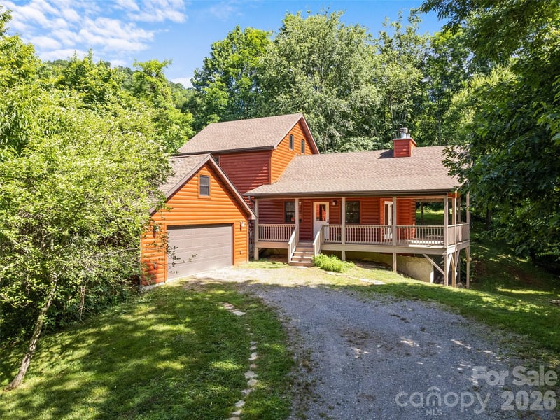 51 Stony Pond Ln, Canton, NC 28716
