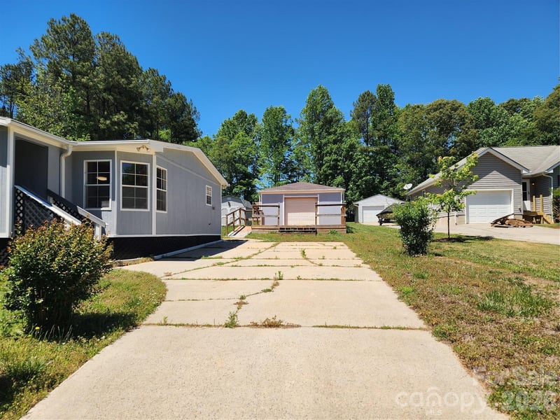 189 Brook Creek Dr, Troutman, NC 28166