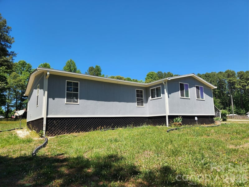 189 Brook Creek Dr, Troutman, NC 28166