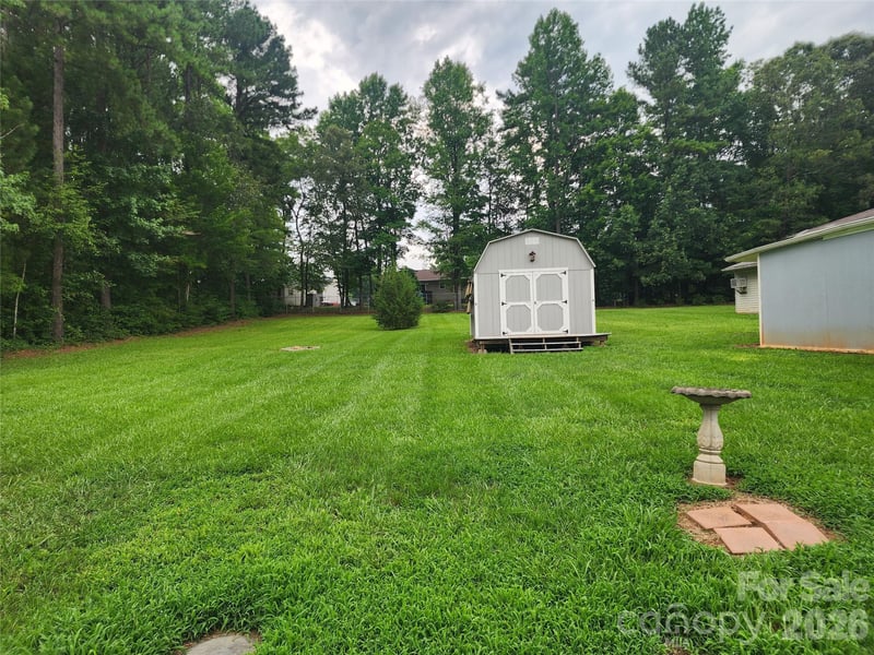 189 Brook Creek Dr, Troutman, NC 28166
