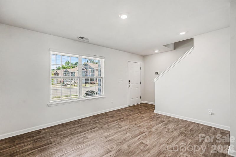 2727 Waybrook Dr, Dallas, NC 28034