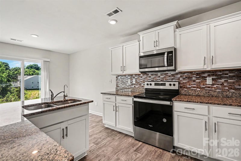 2727 Waybrook Dr, Dallas, NC 28034