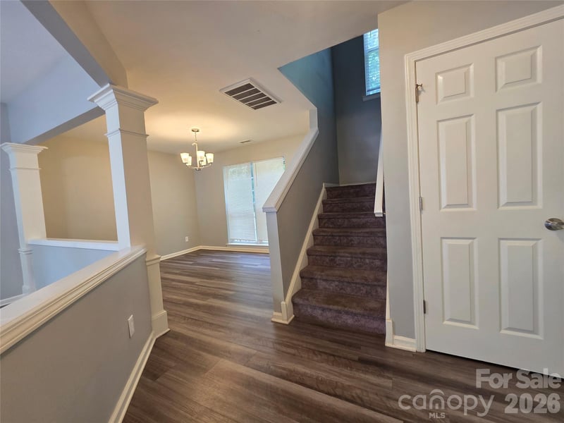 1518 Rumstone Ln, Charlotte, NC 28262