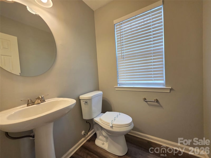 1518 Rumstone Ln, Charlotte, NC 28262