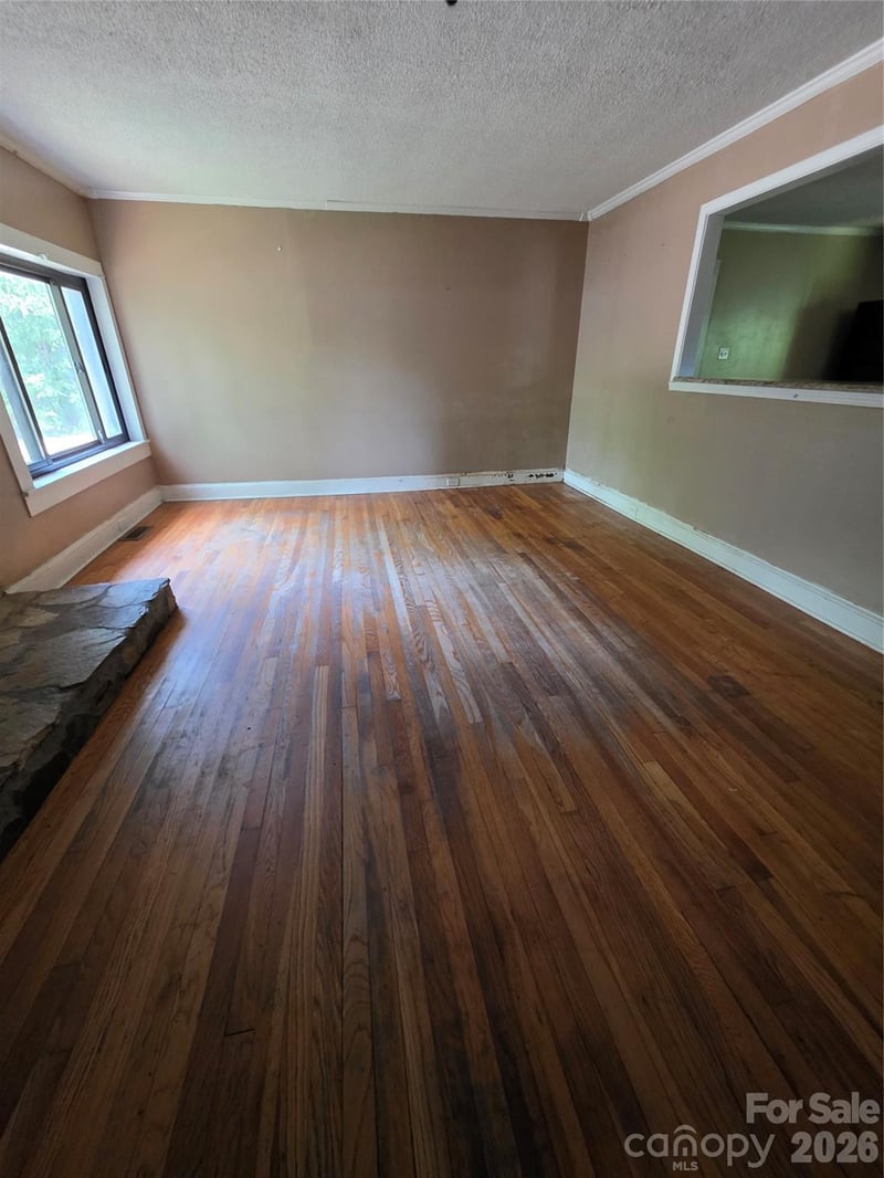 4268 Vincent St, Kannapolis, NC 28081