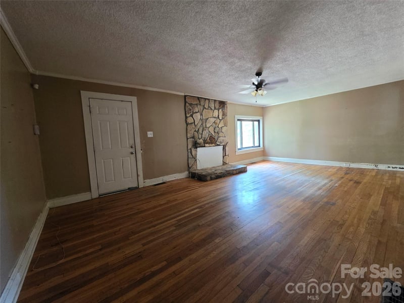 4268 Vincent St, Kannapolis, NC 28081