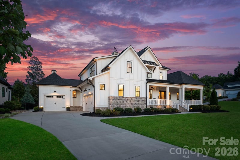 17106 Arkansas Ln, Davidson, NC 28036