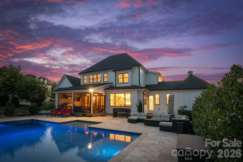 17106 Arkansas Ln, Davidson, NC 28036