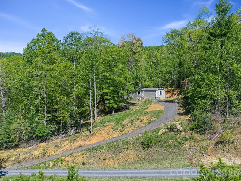 85 Shangrila Trl #2, Spruce Pine, NC 28777