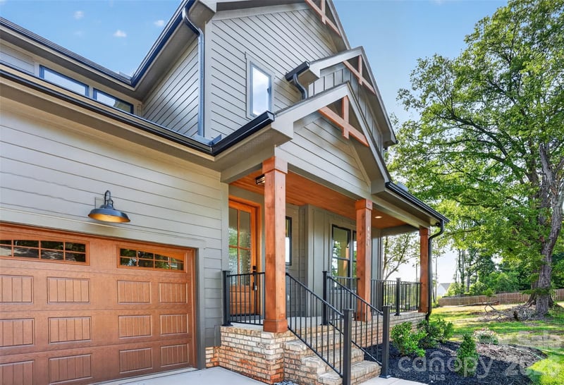 421 Cama St, Charlotte, NC 28217