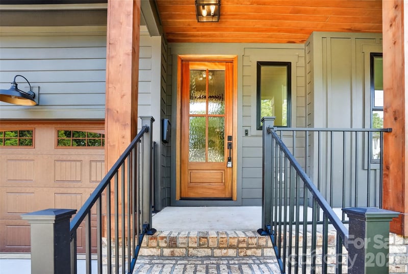 421 Cama St, Charlotte, NC 28217