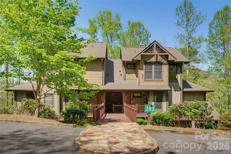 103 Southshore Dr #1, Tuckasegee, NC 28783