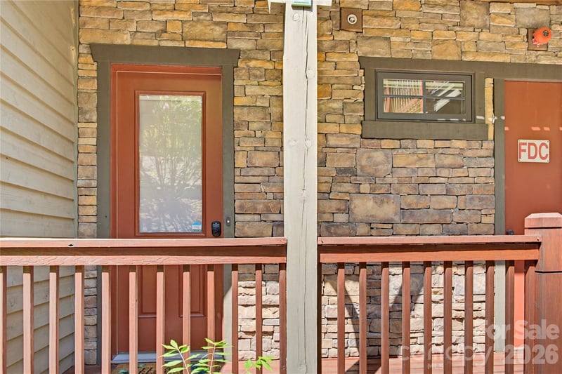 103 Southshore Dr #1, Tuckasegee, NC 28783
