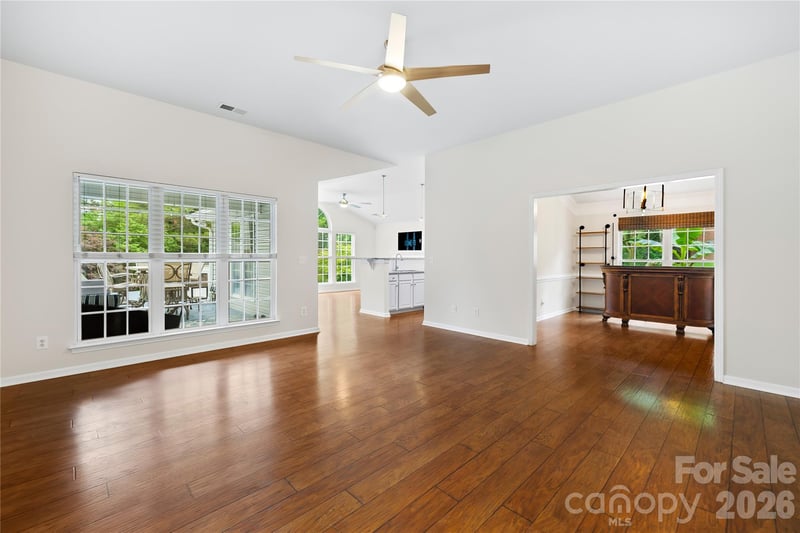 124 Huckleberry Ln, Mount Holly, NC 28120