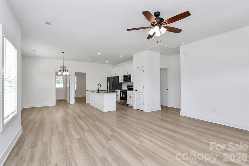 1994 Modern Estates Rd, Lincolnton, NC 28092