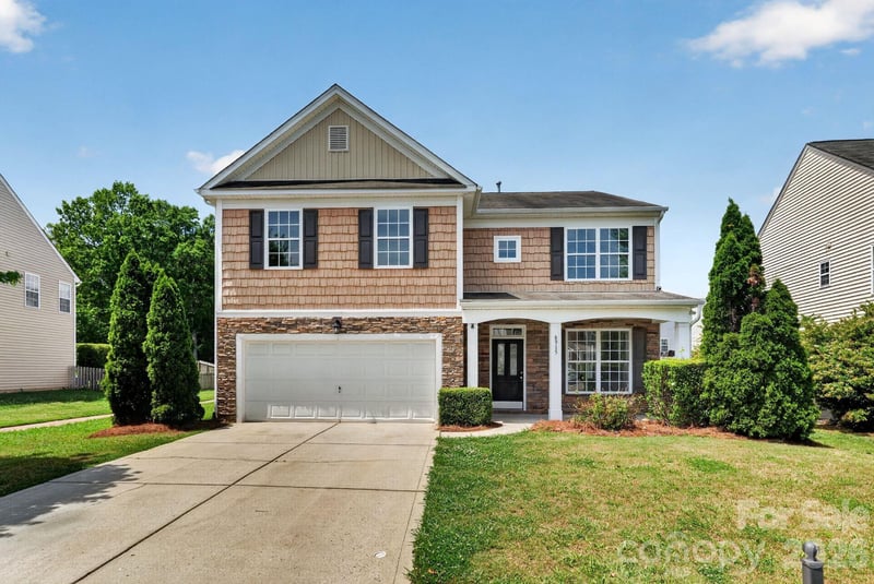 8915 Merrie Rose Ave, Charlotte, NC 28213