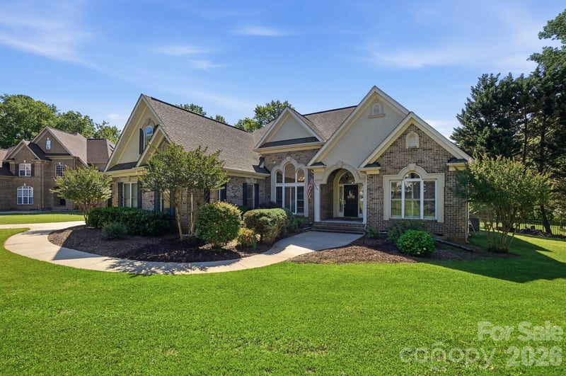 2066 Applebrook Dr, Wesley Chapel, NC 28110