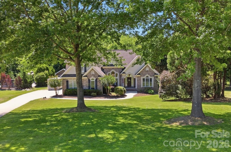 2066 Applebrook Dr, Wesley Chapel, NC 28110