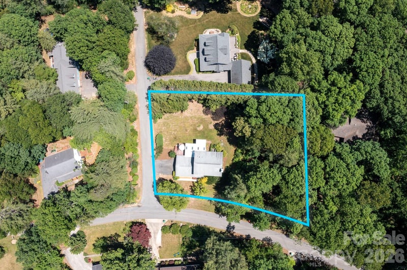109 Lovers Loop Rd, Asheville, NC 28803
