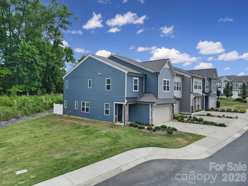 516 Madison Falls Ct, Fort Mill, SC 29708