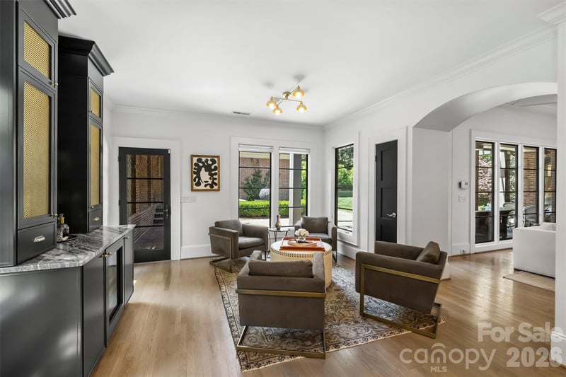 3610 Sharon Rd, Charlotte, NC 28211