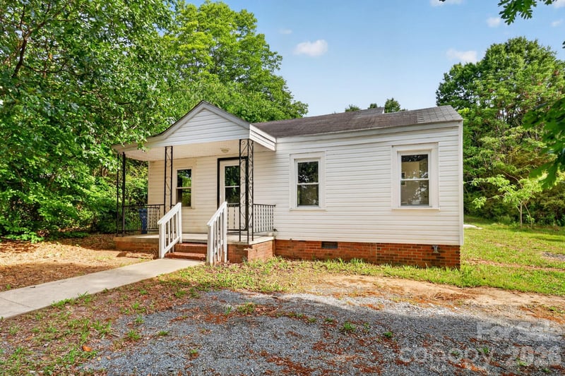 1121 Lundix St, Albemarle, NC 28001