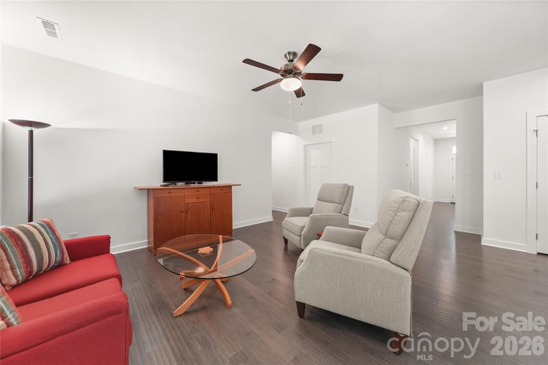 10050 Lilac Ct, Charlotte, NC 28215