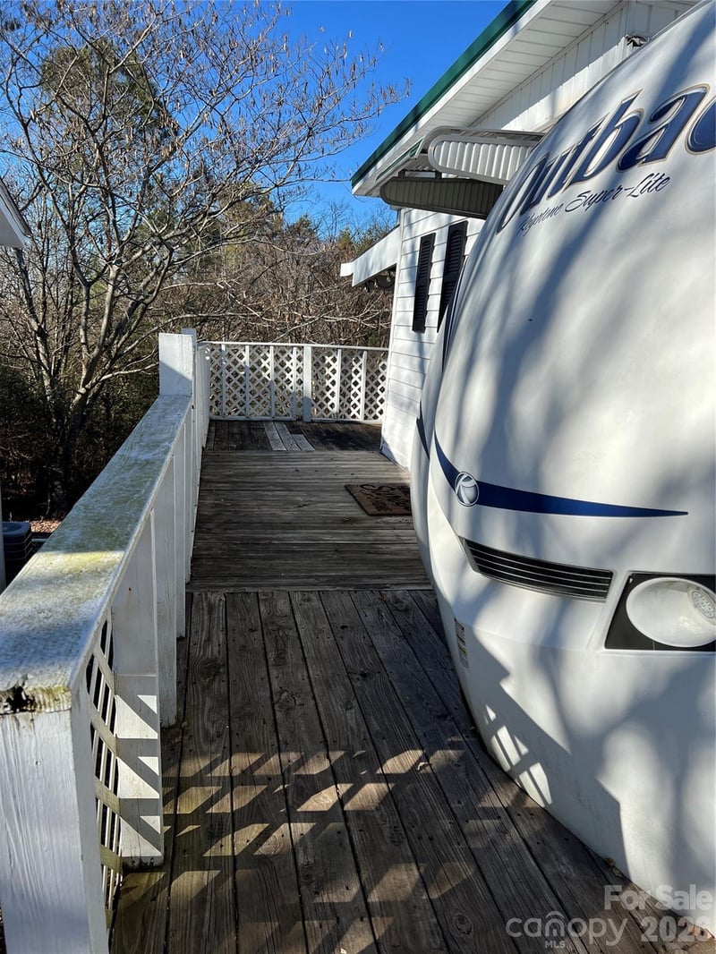 322 Mount View Ln, New London, NC 28127