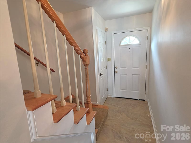 1330 5th St #15, Hickory, NC 28601