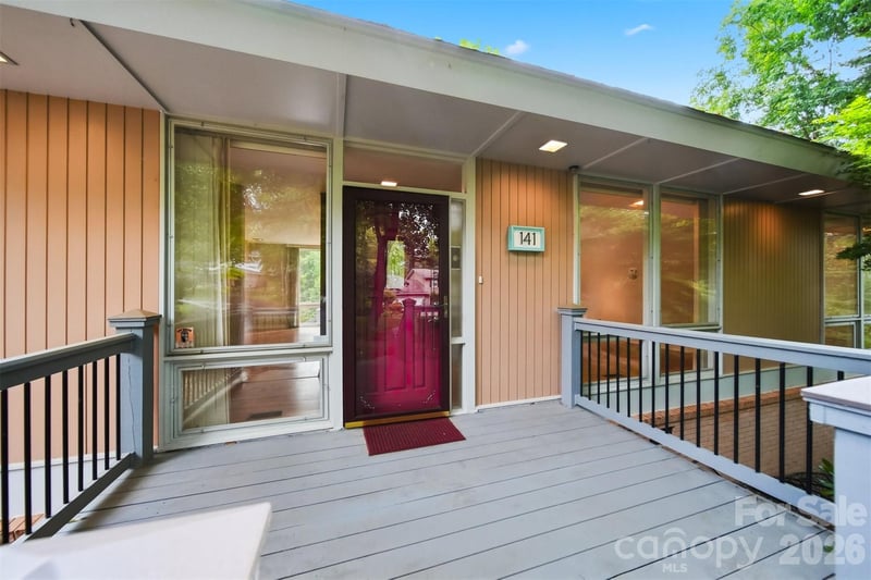 141 36th Ave, Hickory, NC 28601