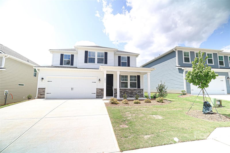 5011 Twin River Dr, Denver, NC 28037