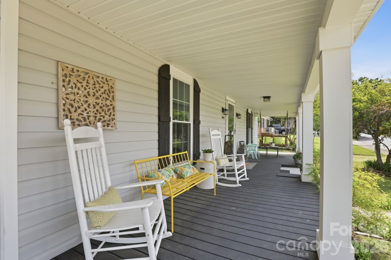 92 Meadow Ave, Concord, NC 28025