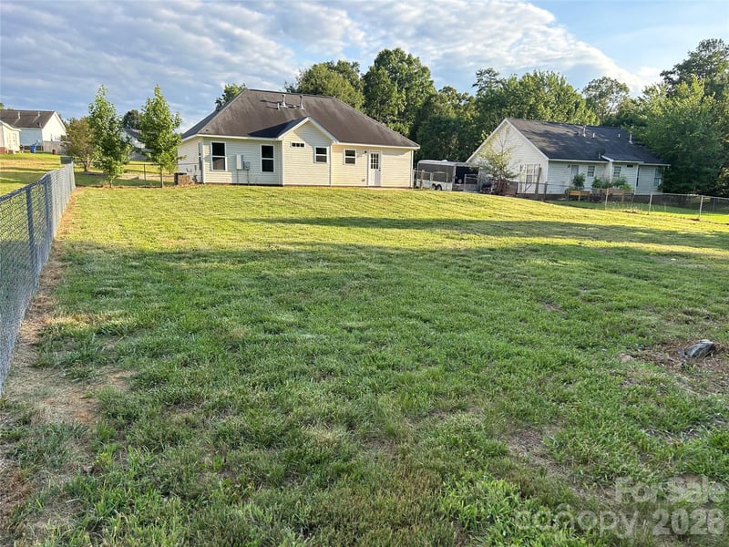 1002 Crescent Way, Wingate, NC 28174