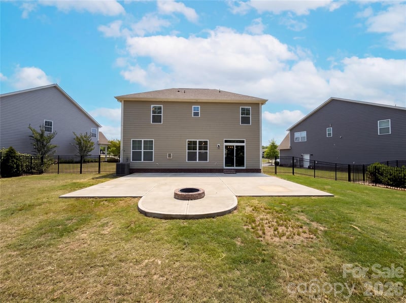 5013 Shadowbrook Rd, Waxhaw, NC 28173