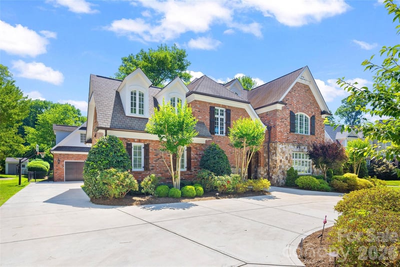 2427 Danbury St, Charlotte, NC 28211