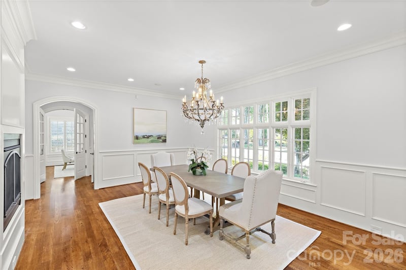 2427 Danbury St, Charlotte, NC 28211