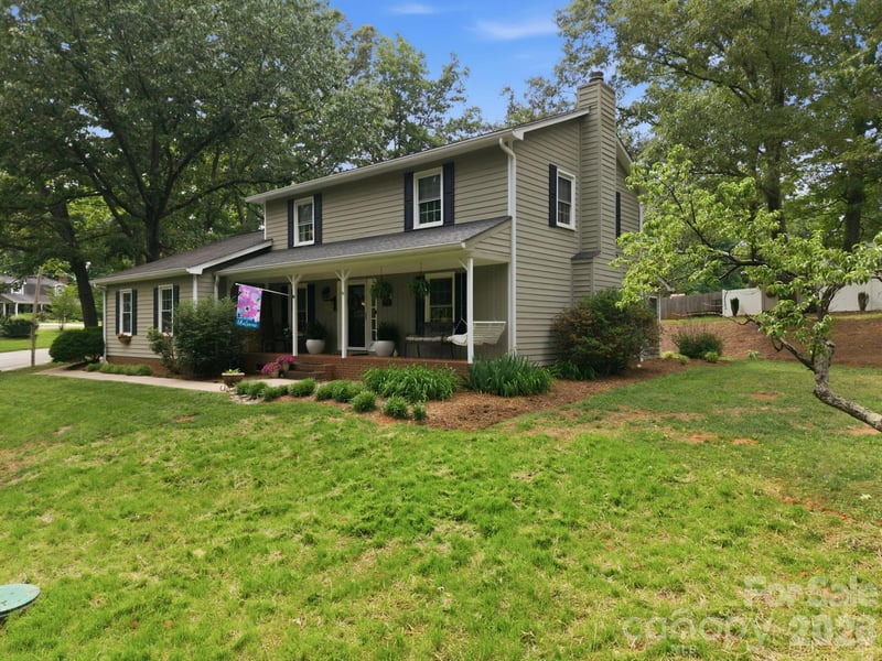 1496 Hardwood Cir, Newton, NC 28658